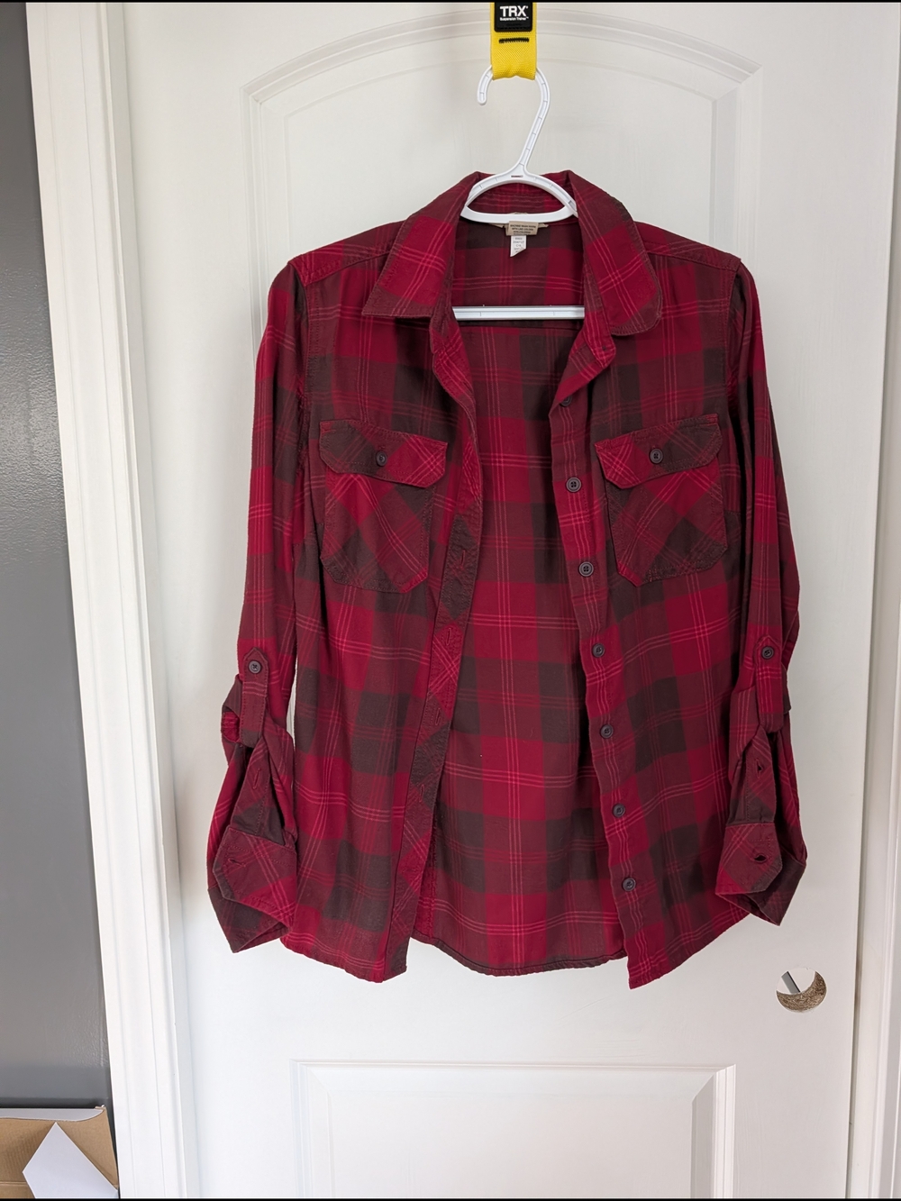 Duluth Trading Co Red and Dark Plaid Button-Down Shirt